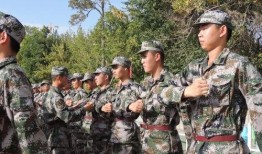 最新军训爆料文案怎么写,严酷训练背后的青春故事